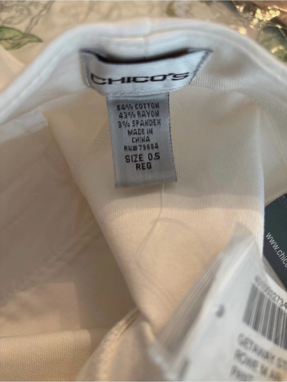 Chico's‎ White Straight-Leg Pants 0.5 - Picture 14 of 14